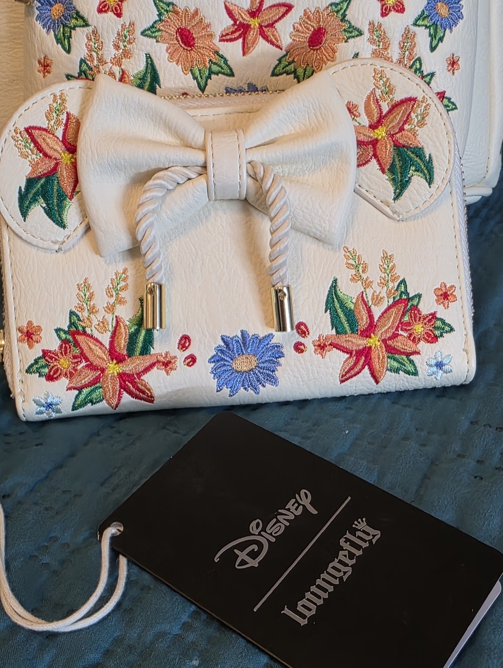 Disney White Floral Embroidered Bow Accent Mini Backpack and Wallet Set - Picture 2 of 10
